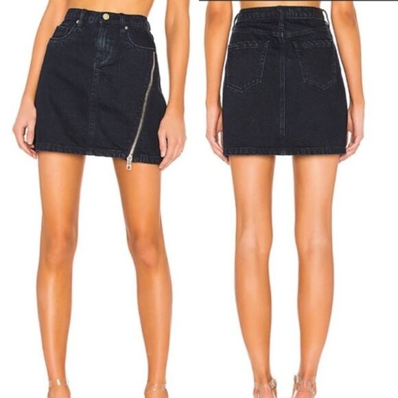 Blank NYC Dresses & Skirts - NWT Blank NYC Indigo Denim Zipper Accent Detail Jean Mini Skirt